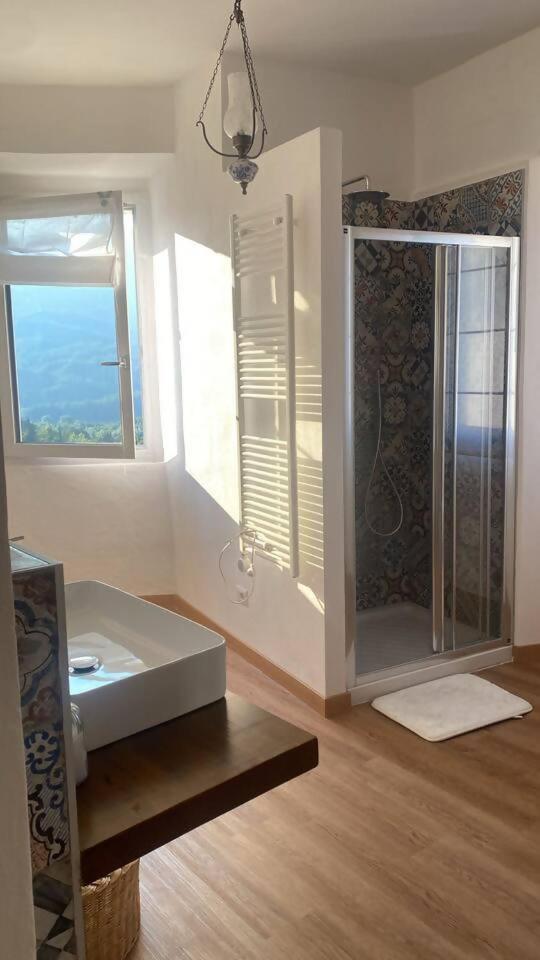 Charme Nel Borgo Appartamento Lina Corniglio Extérieur photo